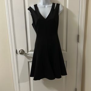 Alexia Admor elagant black dress